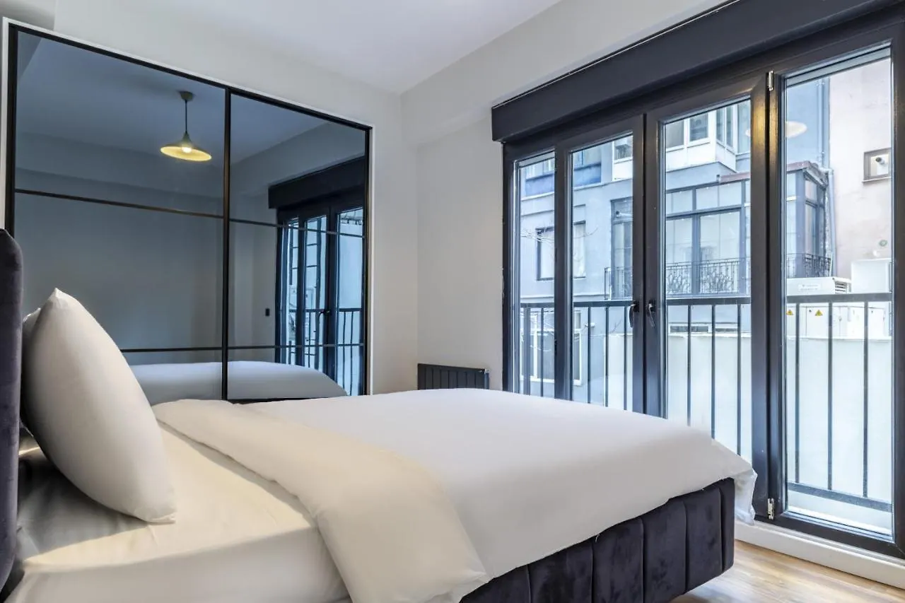 Central And Modernly Furnished Flat In Sisli Apartment Istanbul