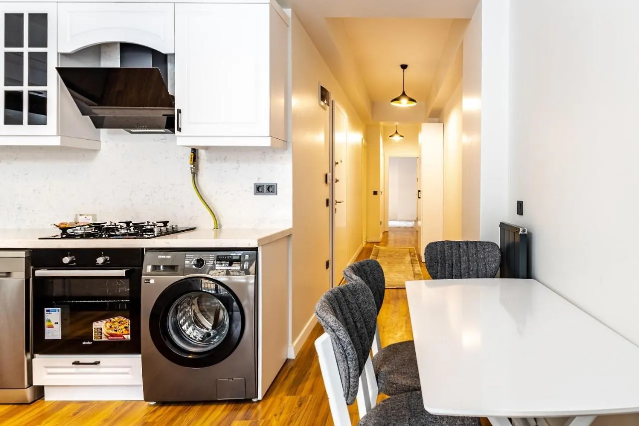 Central And Modernly Furnished Flat In Sisli Apartment Istanbul